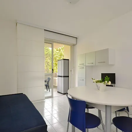 Apartment Stylish Flat For A Perfect Getaway In Lignano Lignano Sabbiadoro